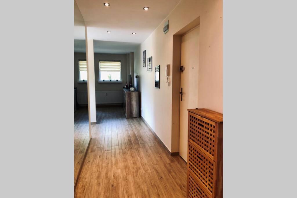 Mieszkanko W Cieplicach Jelenia Góra Buitenkant foto